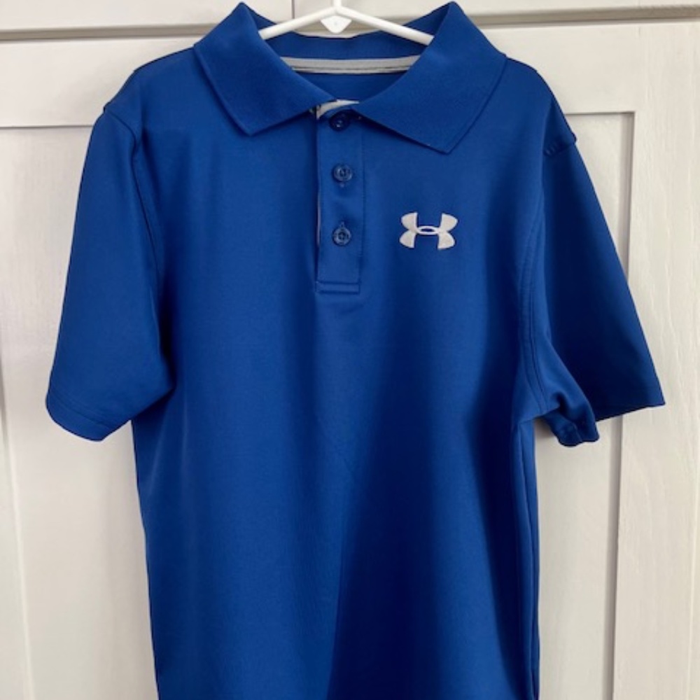 3 Youth Under Armour Shirts •  Mediums